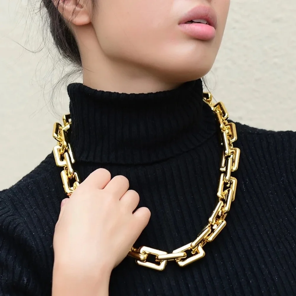 Zara 29.5” Gold Chunky Big Link Chain Bicolor Links Lightweight Necklace - Picture 3 of 15